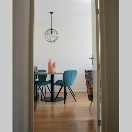 Janssen # Apartment